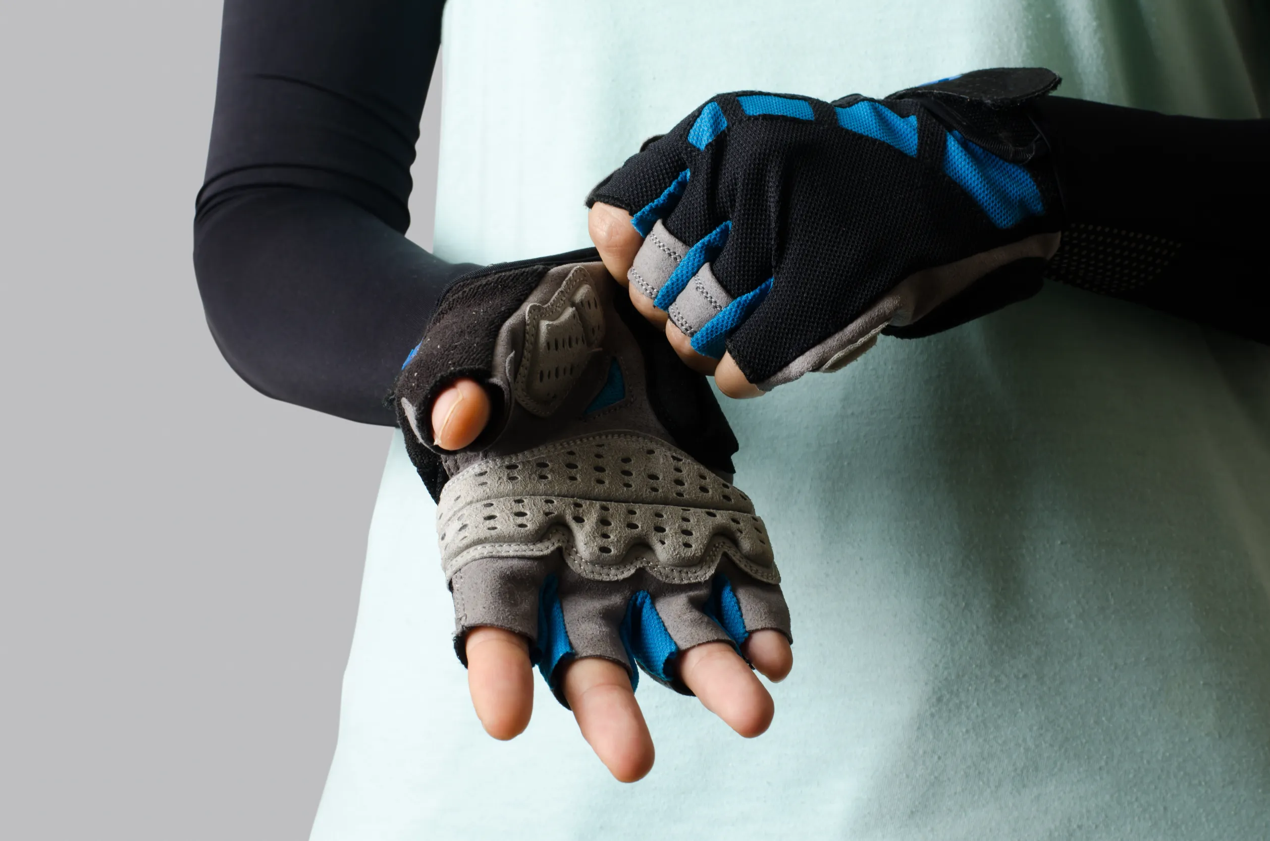 Does Padded Cycling Glove Helps Hand Numbness